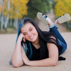 Meet your Posher, Delaney